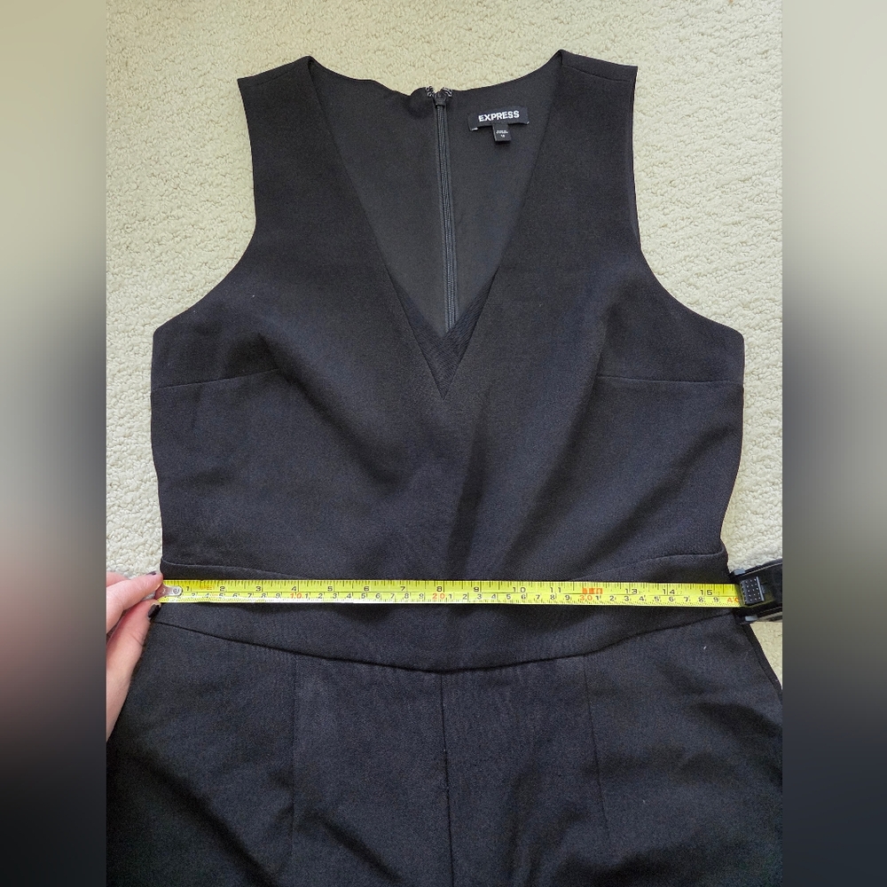 Elegant Black Sleeveless Jumpsuit Express - Picture 6 of 10